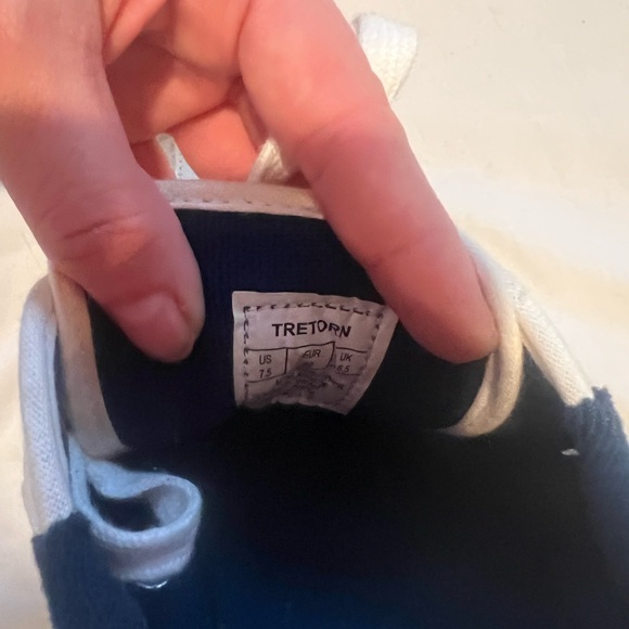 Tretorn Men's Sneakers in White and Navy - Picture 5 of 5